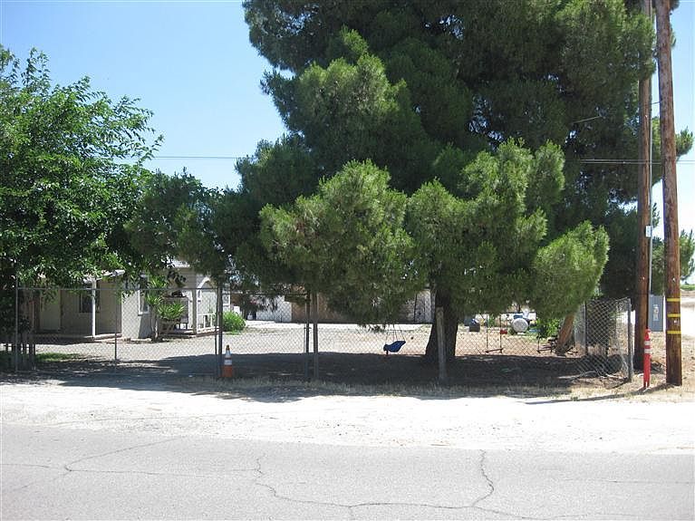 2nd image of 12666 S Clovis Ave