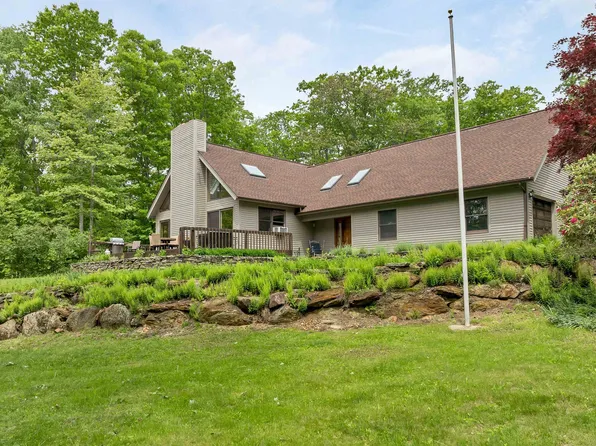 490 Clough Road, Pittsfield, NH 03263