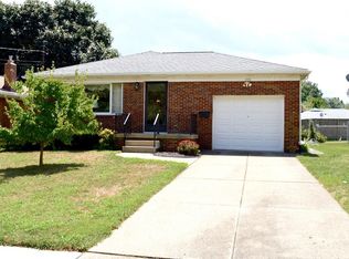 100 Wayne Ave, Akron, OH 44301