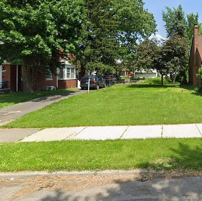 1st image of 8600 Sorrento St