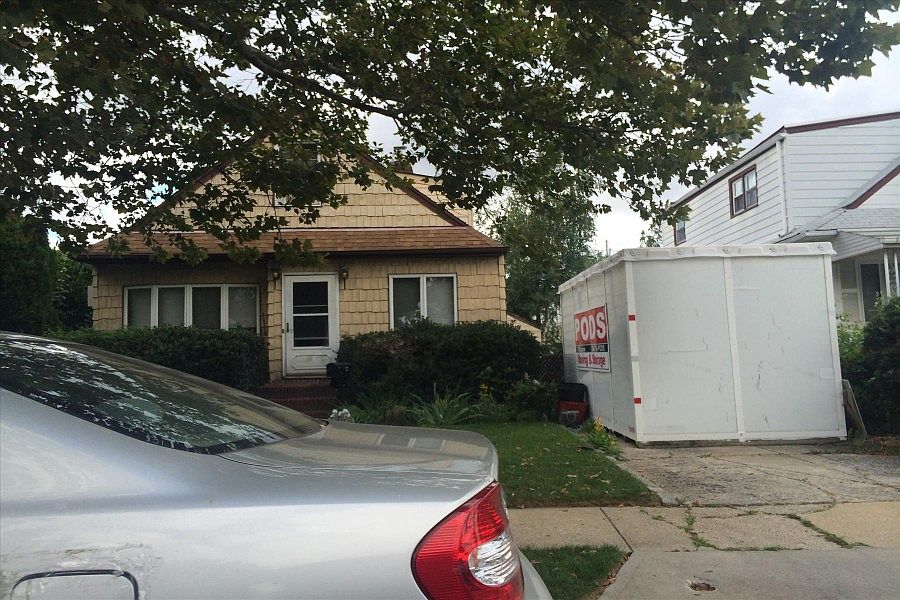 1st image of 5 Robert Ave