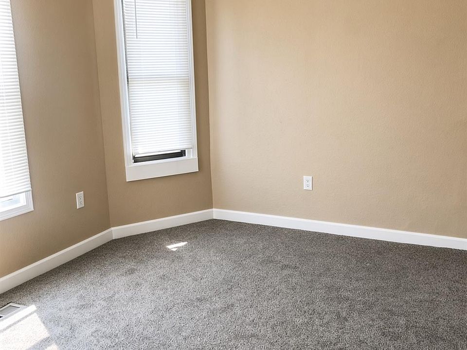 6047 Hartford St, photo 7