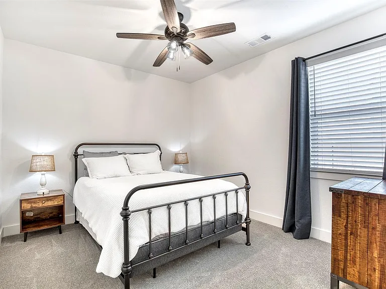 3117 Maidenhair Ln — Photo 28