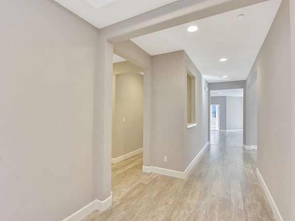 2nd image of 1148 Peoria Way