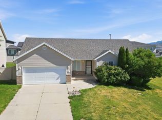 218 W Jonathan Pl, Saratoga Springs, UT 84045