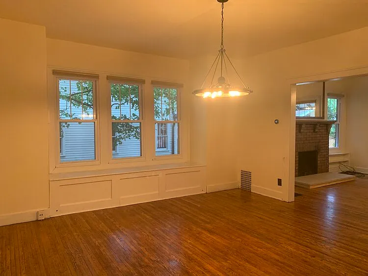 402 E Smith Ave — Photo 9