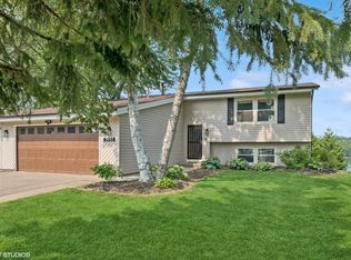 2952 Center Rd SW, Prior Lake, MN 55372