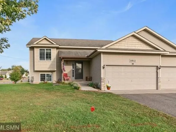 1812 Lincoln St, Cambridge, MN 55008