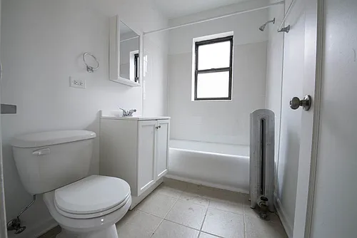 7914 S Hermitage Ave Chicago, IL 60620 Photo 1