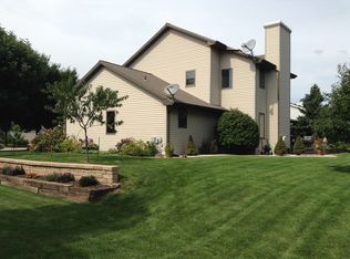 2861 Newcastle Ave, Green Bay, WI 54313