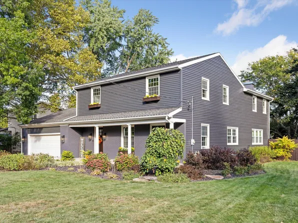 5630 Far Hill Dr SE, Grand Rapids, MI 49546