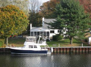 14 Anchorage Ln, Old Saybrook, CT 06475