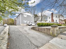 192 Fairmount Ave, Hyde Park, MA