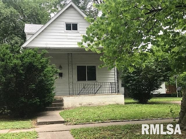 2nd image of 305 W Canedy St