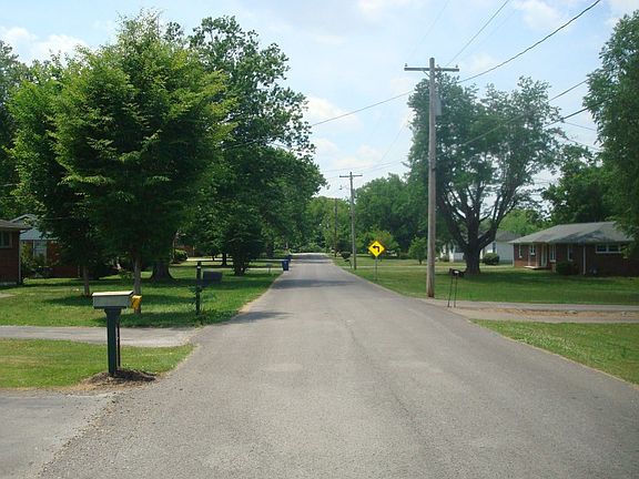 4th image of 112 Pickle St