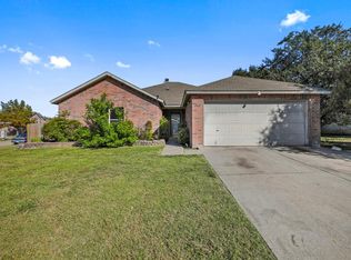 2001 Delaford Dr, Arlington, TX 76002