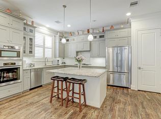 2015 McClendon St, Houston, TX 77030