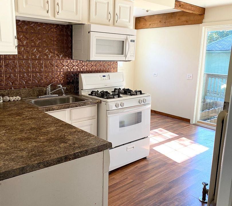 1st image of 1452 Bridge St NW #1