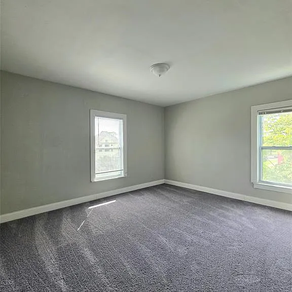 2927 Seyburn St — Photo 24