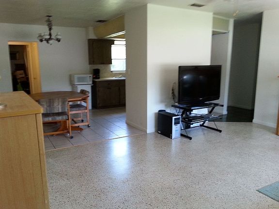 3rd image of 6500 18th Way N