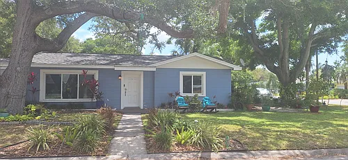 2055 Wilson Blvd Photo 1