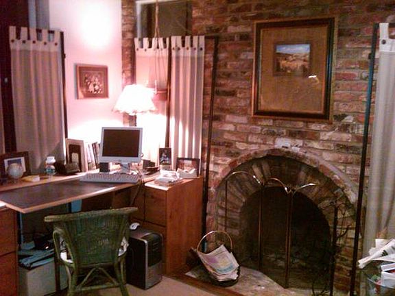 3rd image of 228 1/2 12th St SE