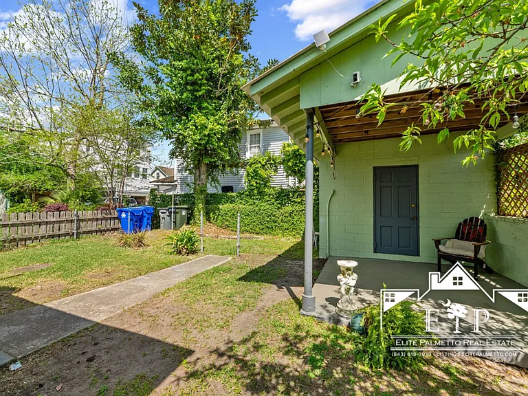 16 Gordon St — Photo 18