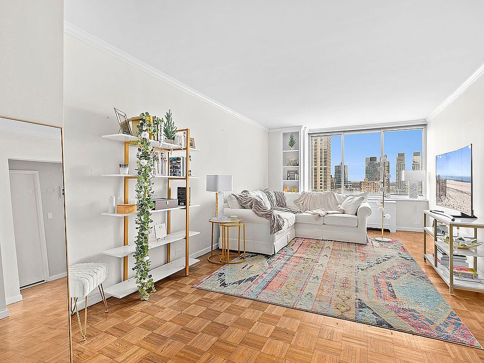 1st image of 61 W 62nd St APT 19K