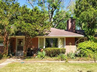 24261 S Meadowood Rd, Crete, IL 60417