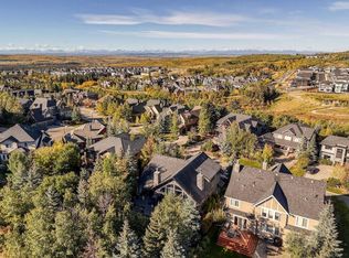 23 Spring Willow Way SW, Calgary, AB T3H5Z3