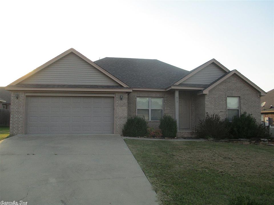 1st image of 513 Samuel Loyce Dr