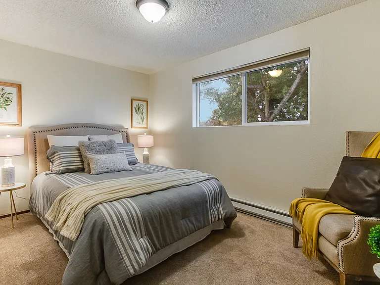 bedroom #1