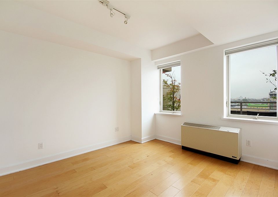 1st image of 343 4th Ave APT 9A