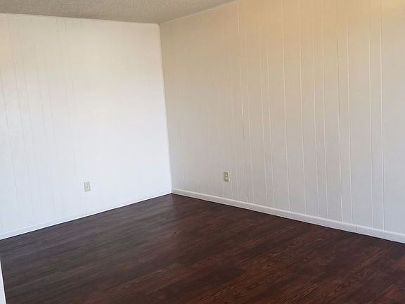 3rd image of 1507 Bundrant Dr APT 11