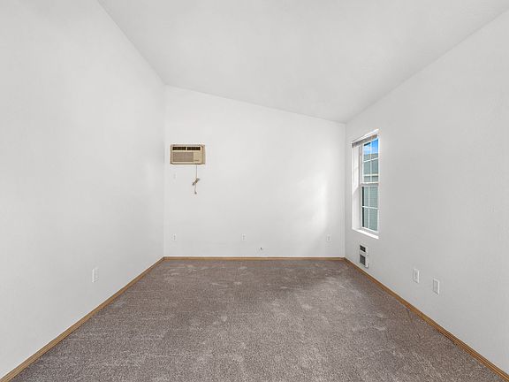 5th image of 13219 E 31st Ct #3