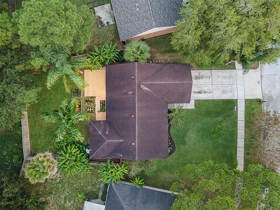 3rd image of 2786 Wood Hollow Dr