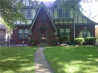 1st image of 1268 W 72nd Ter
