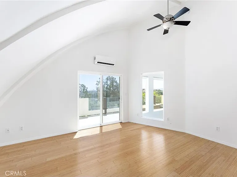 22870 Trigger St — Photo 33
