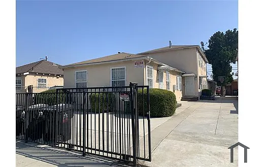 8806 Orchard Ave #3 Photo 1
