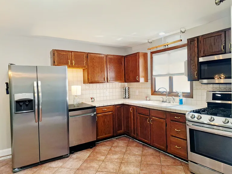 241 Orchard St #241 — Photo 25