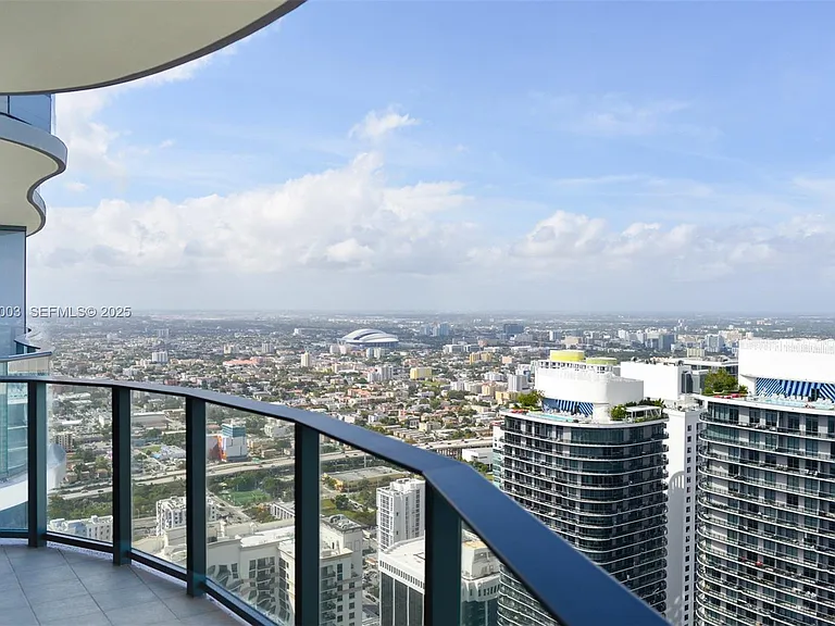 1000 Brickell Plz #Penthouse 5907 — Photo 22