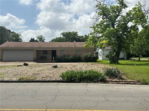 4128 Hillcrest Dr, Waco, TX 76710