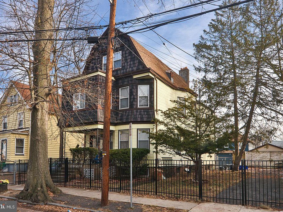 1st image of 134 Norwood St