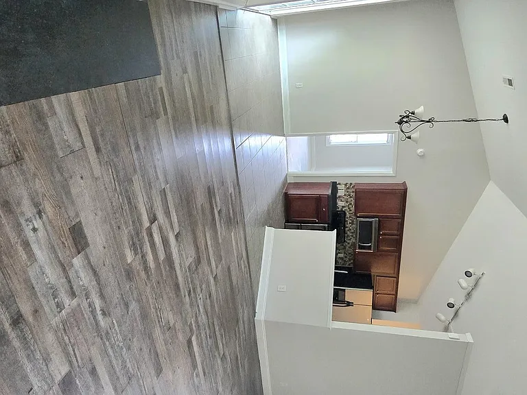 Elizabeth Edwards Ct — Photo 24