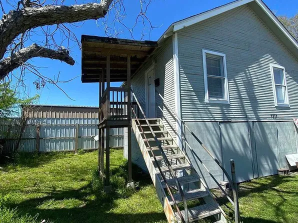 7213/7217 Terrell, 7213 Terrell St #7217, Groves, TX 77619