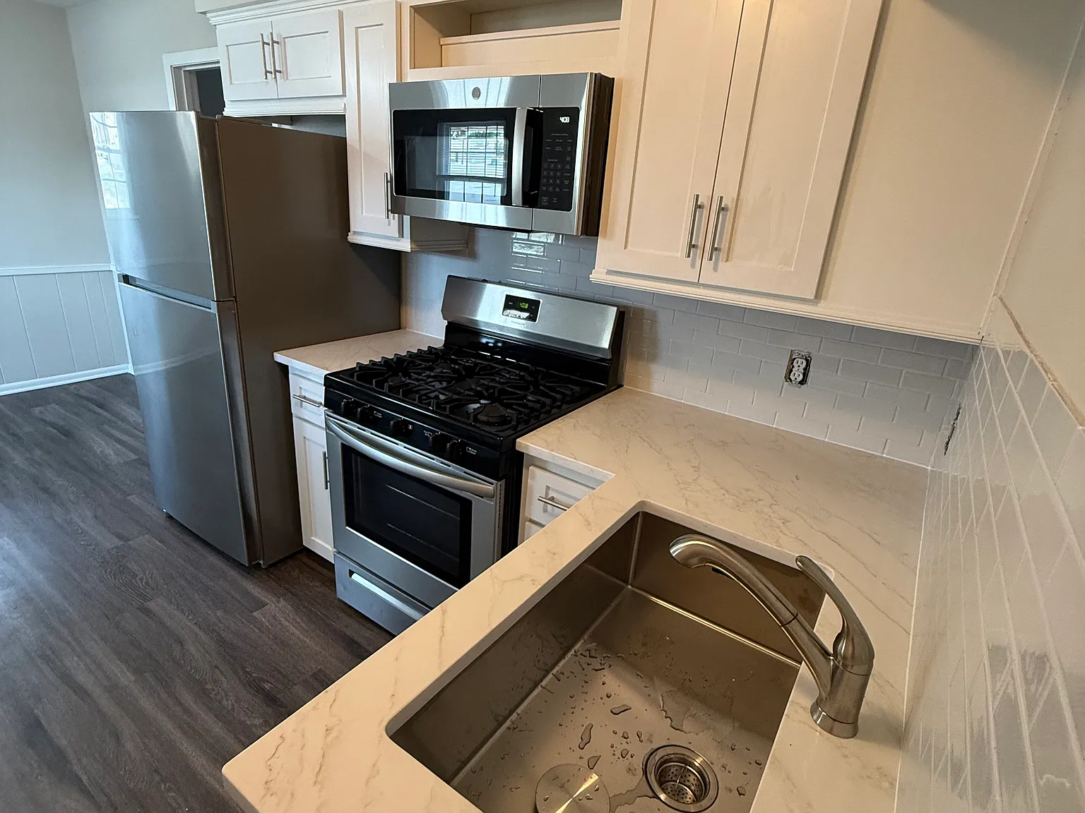 1 bed, 680 sqft, $1,100 — Photo 3