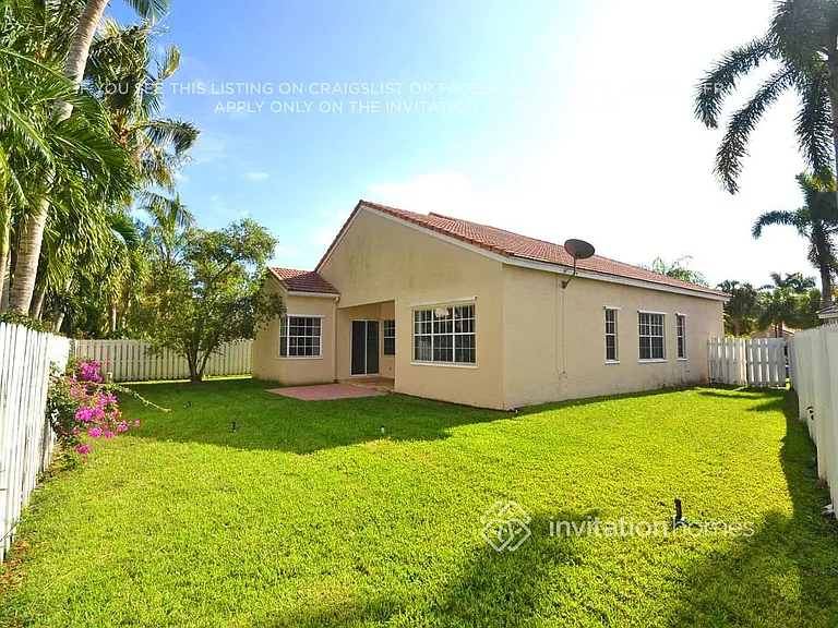 335 Cambridge Dr — Photo 17