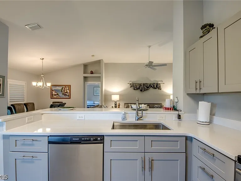 15472 Admiralty Cir #2 — Photo 19