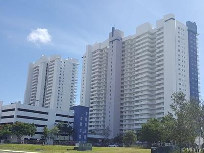 15051 Royal Oaks Ln APT 901, North Miami, FL, 33181
