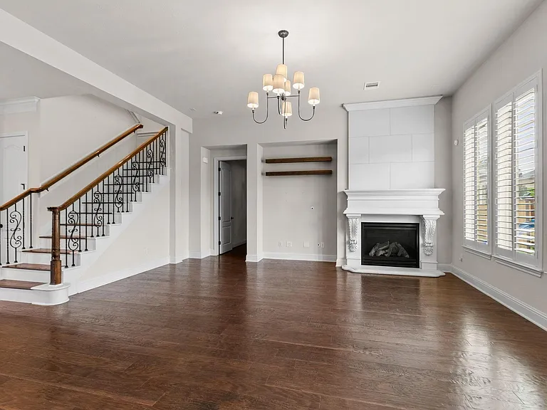 18900 N Bee Cave Springs Cir — Photo 12